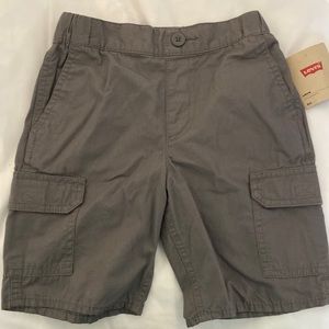 NWT Levi’s Cargo shorts. Boys size 6